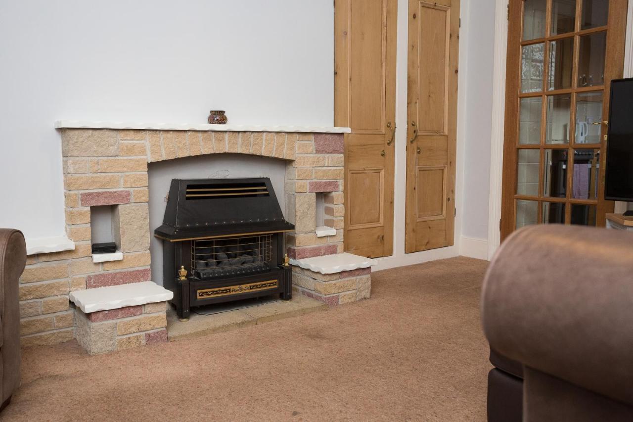 Luke Stays - Tamworth Road Newcastle-upon-Tyne Extérieur photo