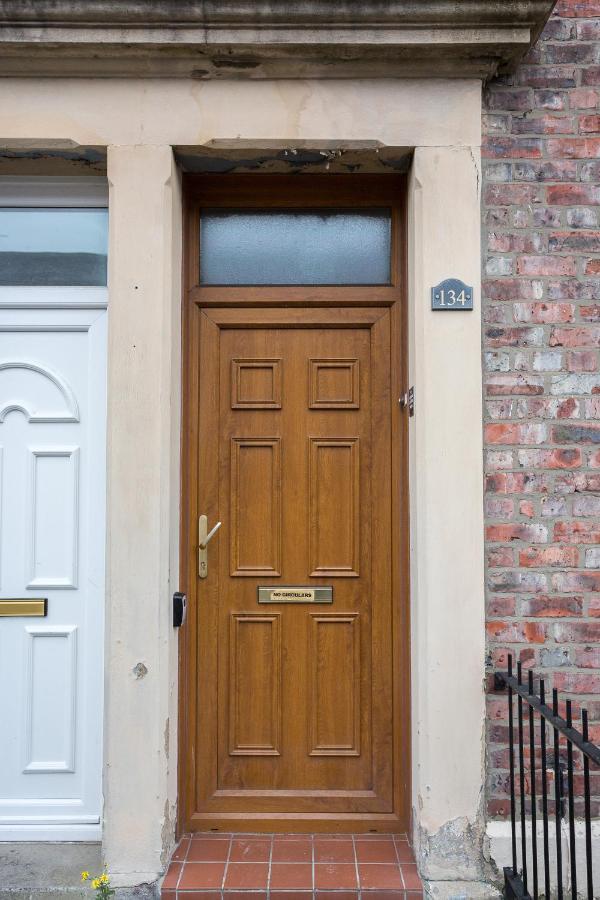 Luke Stays - Tamworth Road Newcastle-upon-Tyne Extérieur photo