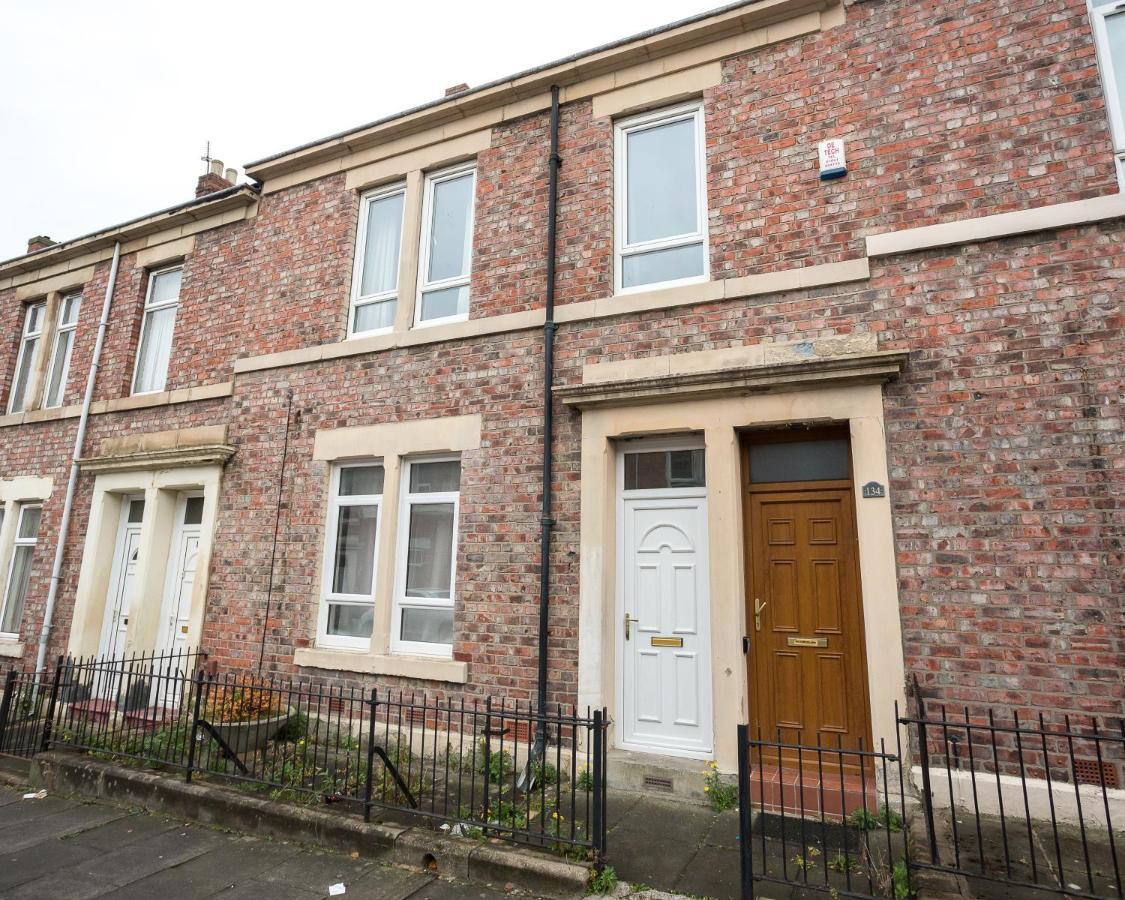 Luke Stays - Tamworth Road Newcastle-upon-Tyne Extérieur photo